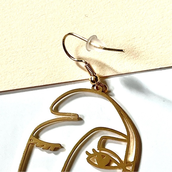 🏷️ faux gold abstract face dangling earrings - Picture 5 of 7